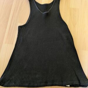 top Black Ribbed Tank Top